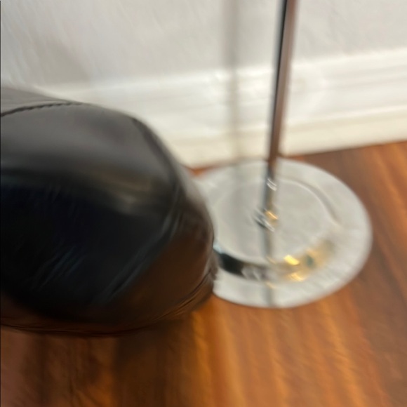 1639 Elegant Black Shoulder Bag - Picture 5 of 10